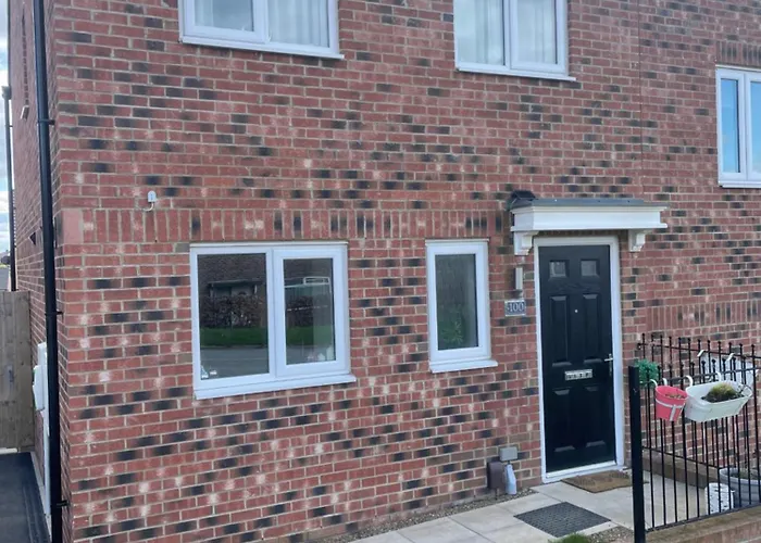 2 Bedroom House